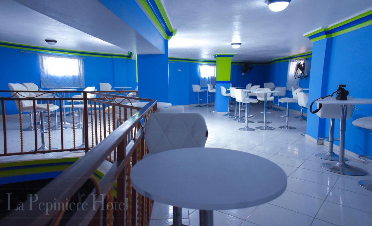 La Pepiniere Hotel Pétionville エクステリア 写真