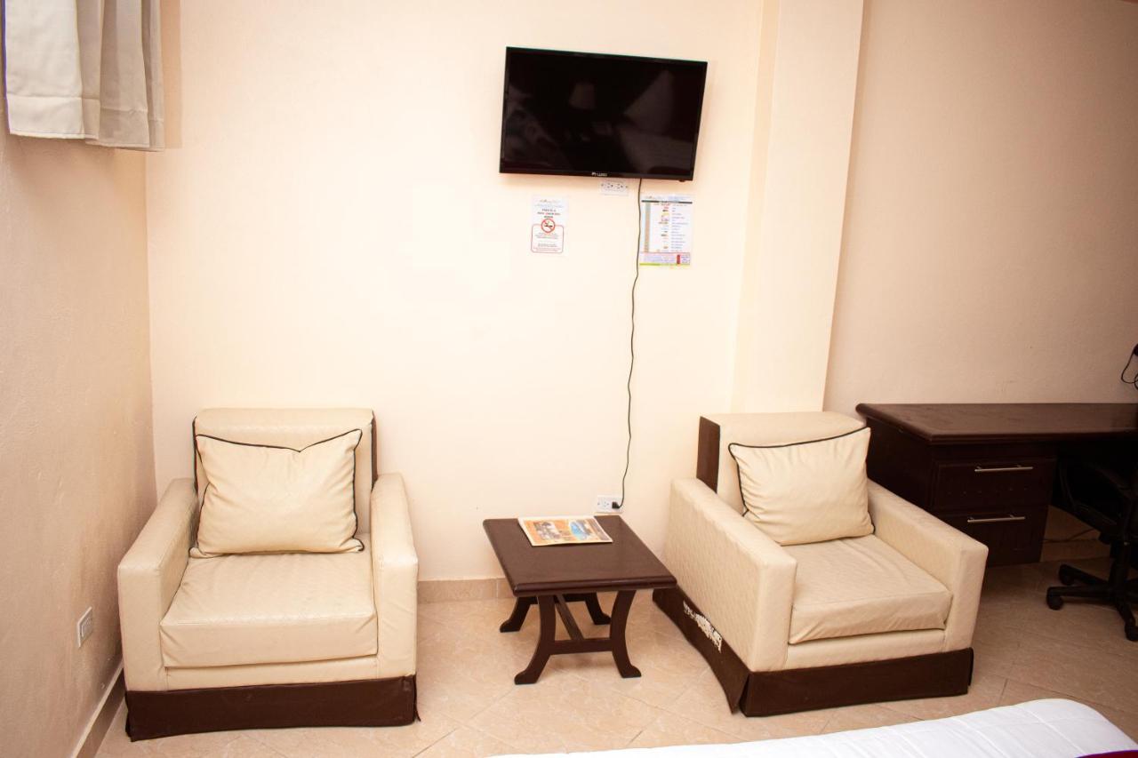 La Pepiniere Hotel Pétionville エクステリア 写真